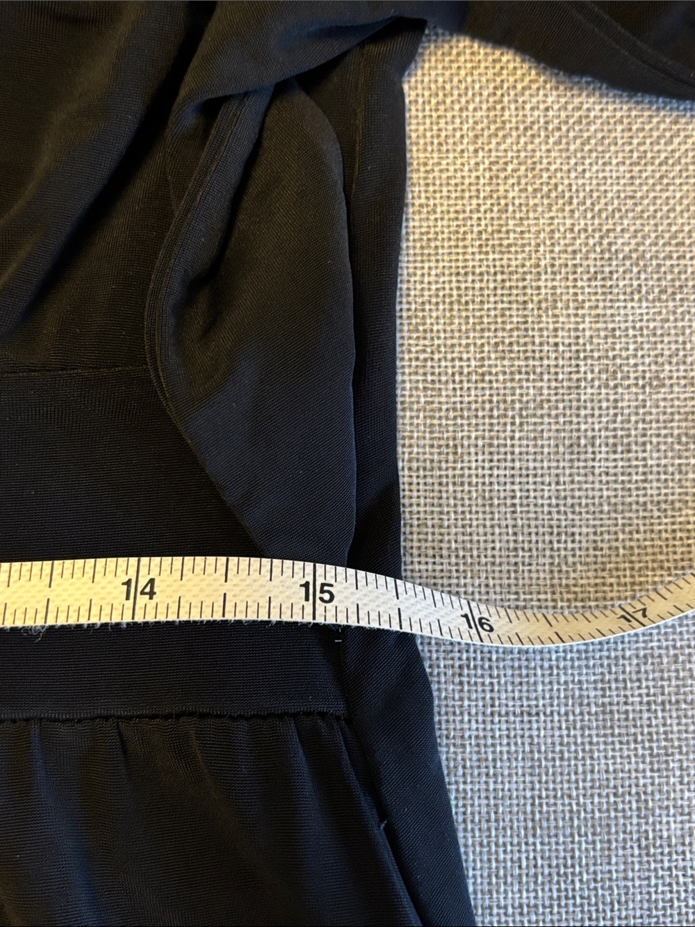 GUESS Black V-Neck dress, stretchy fabric, waist tie. Sz large. - Picture 9 of 9